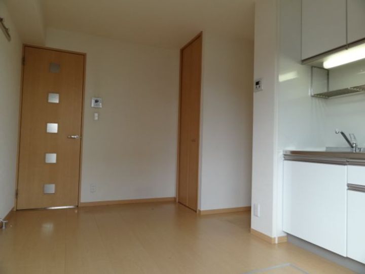 東京都武蔵村山市大南3(アパート)の賃貸物件の居間