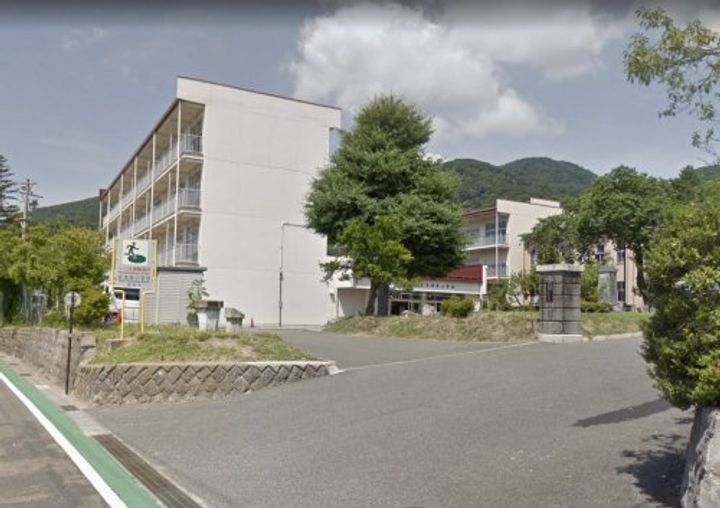 クレセント VIIの周辺