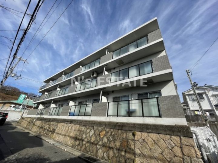 エトワール長尾の外観
