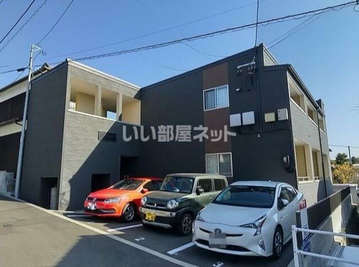 グラティアの外観