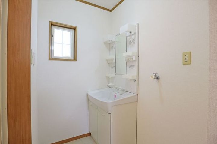 シティ昭和の内装