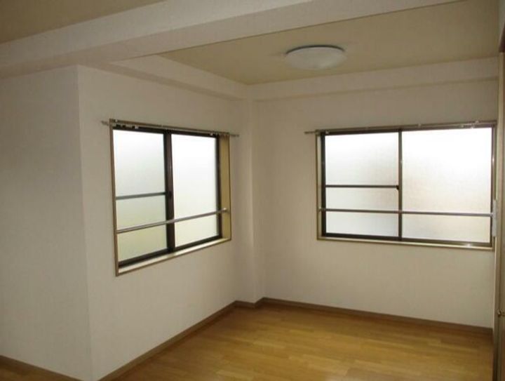 東京都江戸川区東葛西5(マンション)の賃貸物件の居間