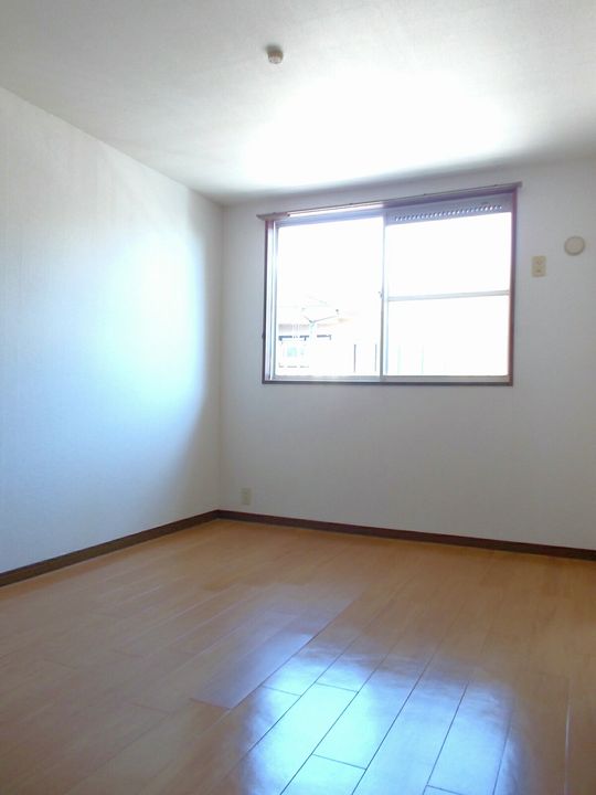 広島県福山市川口町5(アパート)の賃貸物件の居間