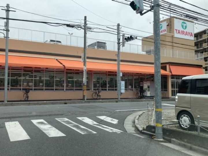 フォレスト・ホームの周辺