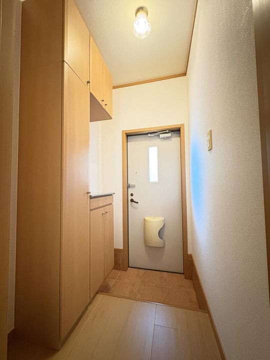 広島県東広島市八本松飯田4(アパート)の賃貸物件の玄関