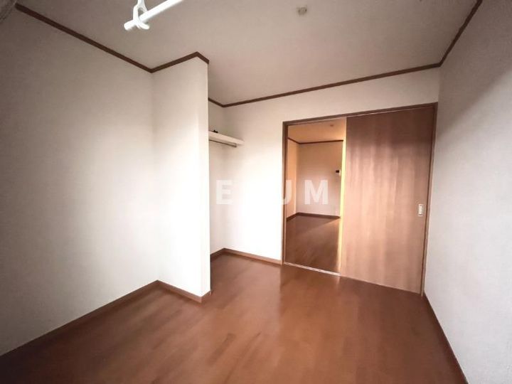 千葉県千葉市稲毛区轟町1(アパート)の賃貸物件の居間