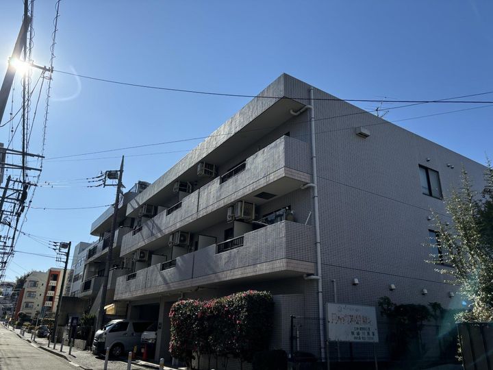 アメニティ白山の外観