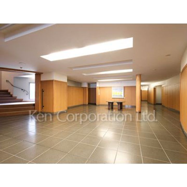 プラース弐番館の地図