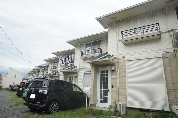 神奈川県茅ヶ崎市高田4(一戸建)の賃貸物件の外観