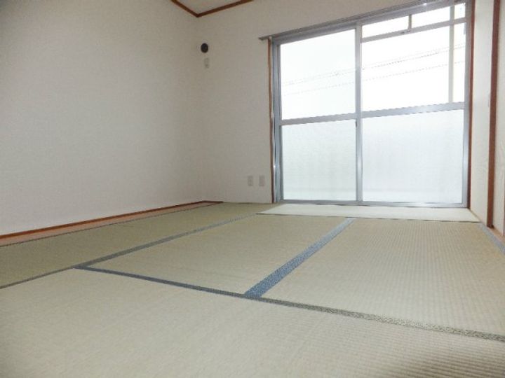 山路東陽ハイツの内装