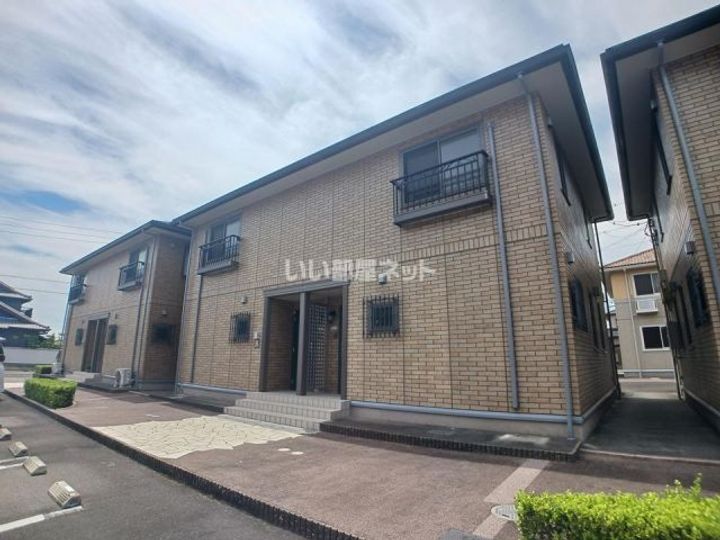 T’sスクエア B棟の外観