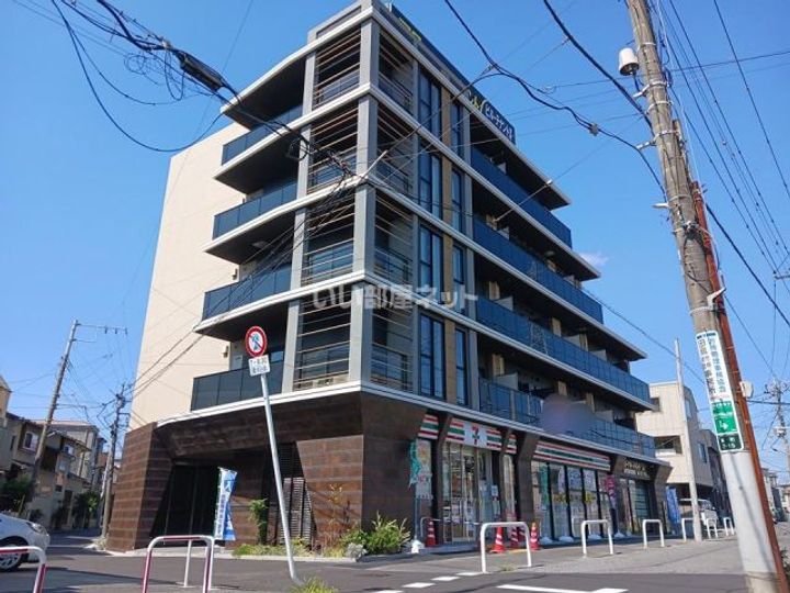 アロー東海神 37番館の外観