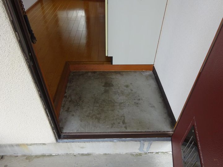 はるな荘の玄関