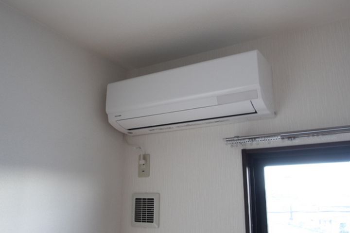 スリーサンズの内装