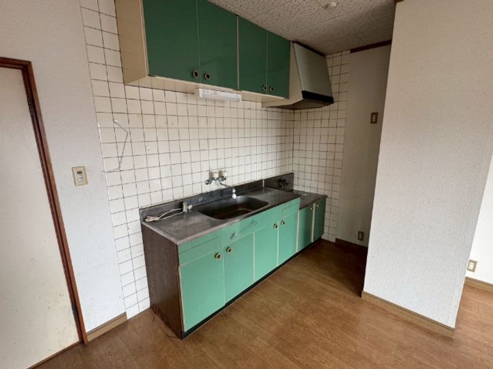 宮崎県延岡市日の出町2(アパート)の賃貸物件のキッチン