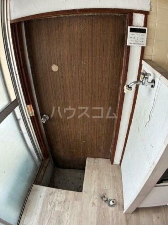 神奈川県横浜市港南区上大岡東2(一戸建)の賃貸物件の玄関