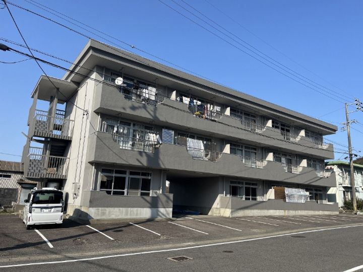 石原ハイツの外観