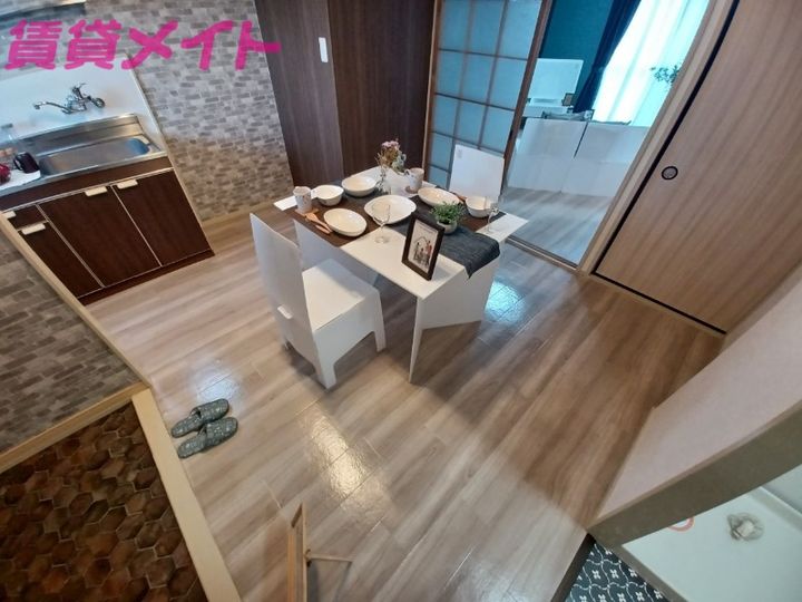 メゾンプロムナの居間