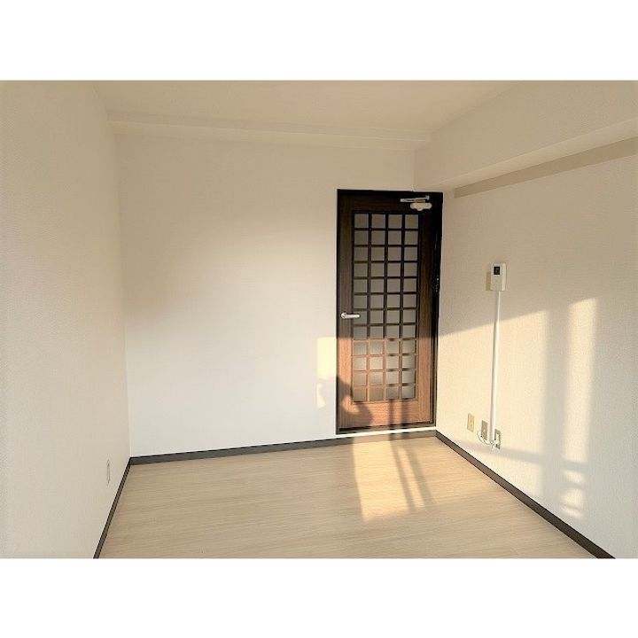 フラッツ100の居間