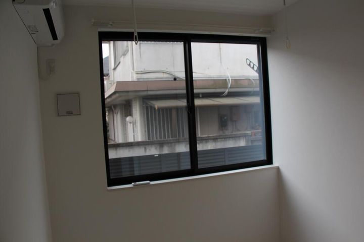 ソルナクレイシア西荻窪2の居間