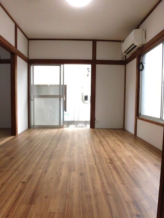 新里コーポの内装