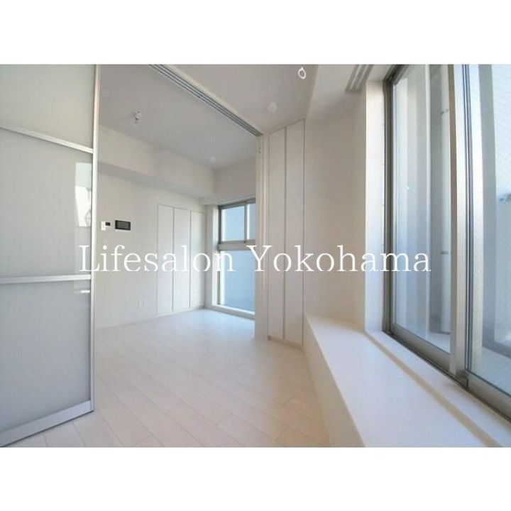 ラクレイス横濱関内の居間