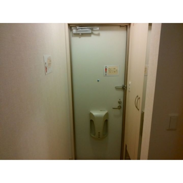 ガーデン ローリエの玄関