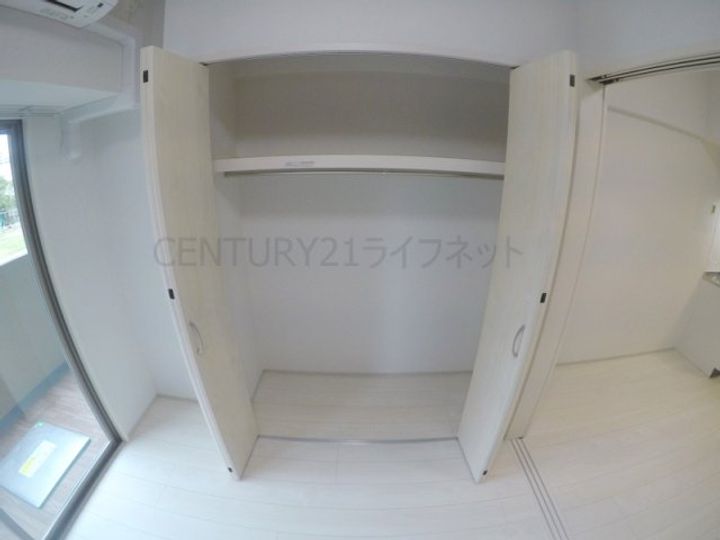 ライブガーデン江坂9の内装