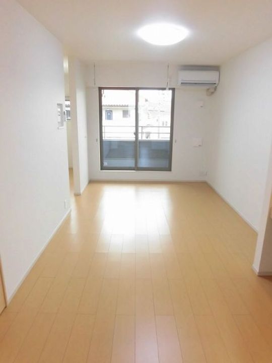 フェリス逢妻の居間