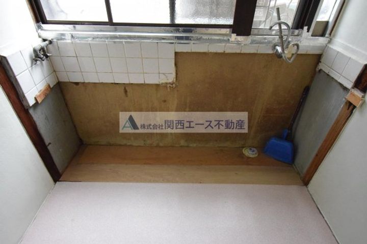 大阪府四條畷市雁屋北町(一戸建)の賃貸物件のキッチン