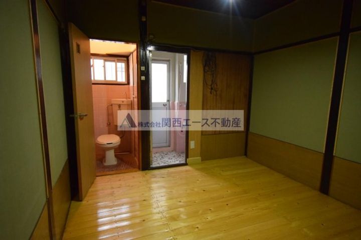 大阪府四條畷市雁屋北町(一戸建)の賃貸物件の居間