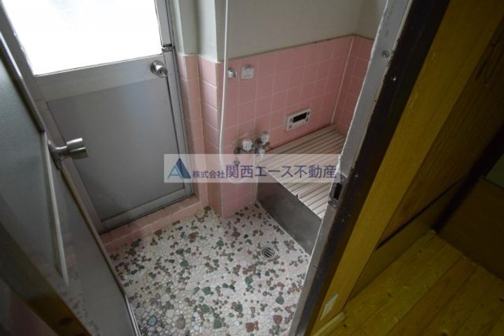 大阪府四條畷市雁屋北町(一戸建)の賃貸物件の風呂