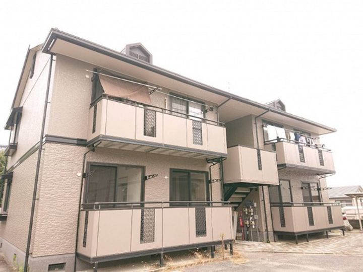 グランデージKM B棟の外観