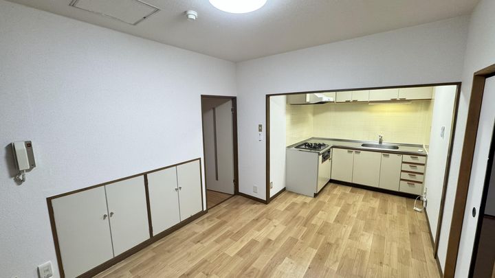 プレジデント福乃宮の居間