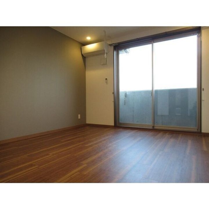 栃木県宇都宮市南大通り4(マンション)の賃貸物件の居間