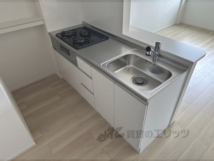 ウィズ・テール南彦根1号館のキッチン