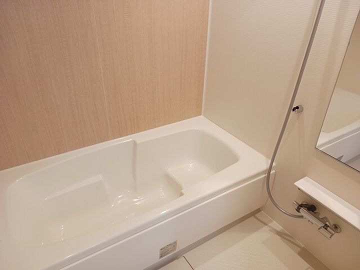 茨城県古河市新久田(アパート)の賃貸物件の風呂