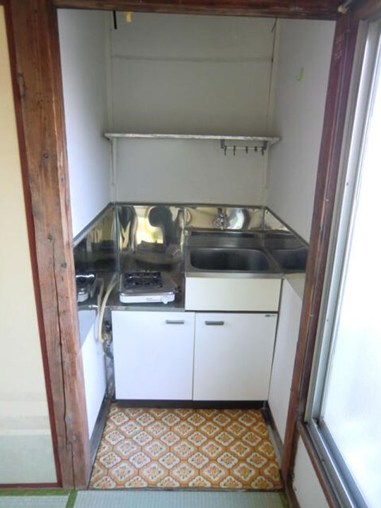 寿荘のキッチン