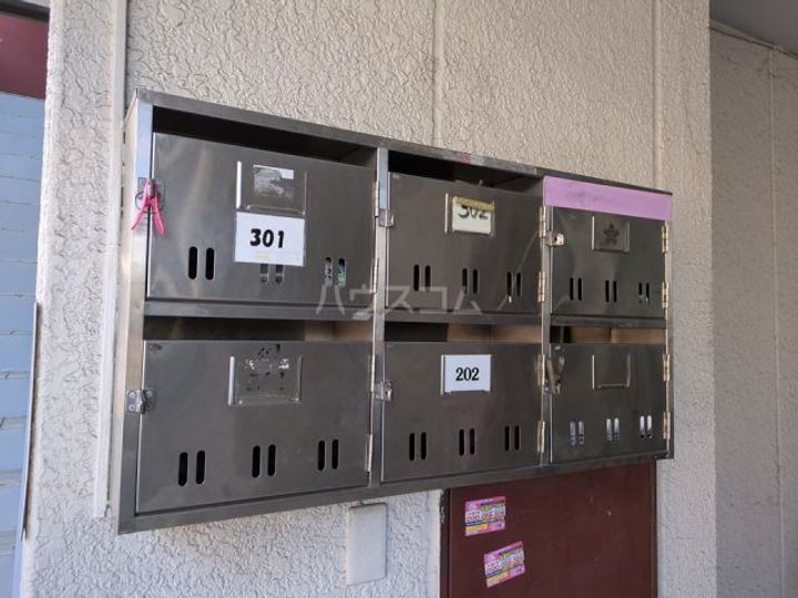 秋山ハイツの地図