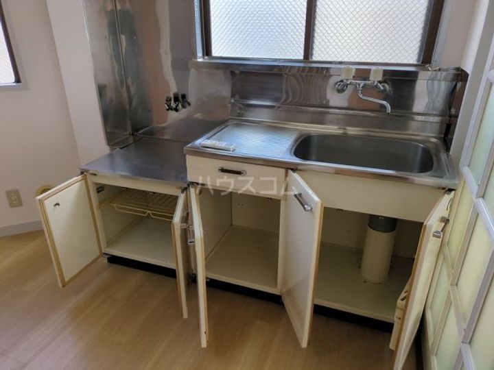 秋山ハイツのキッチン