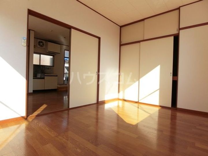 グリーンコートタカミの内装