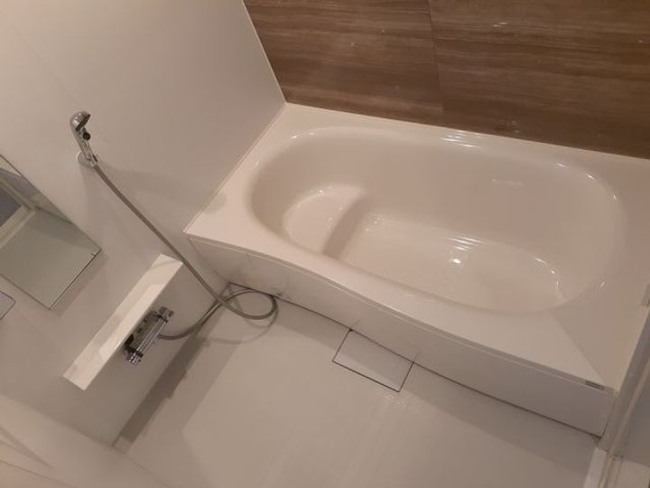 クロシェット Iの風呂