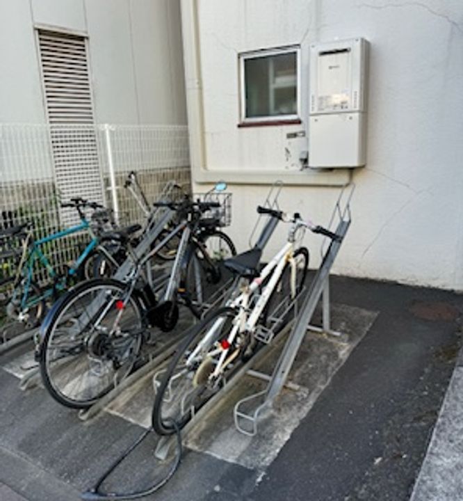 東京都中野区南台2(マンション)の賃貸物件の地図