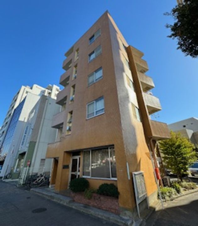 東京都中野区南台2(マンション)の賃貸物件の外観