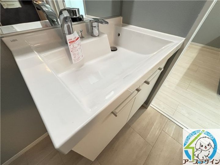 アンリコートIIの内装