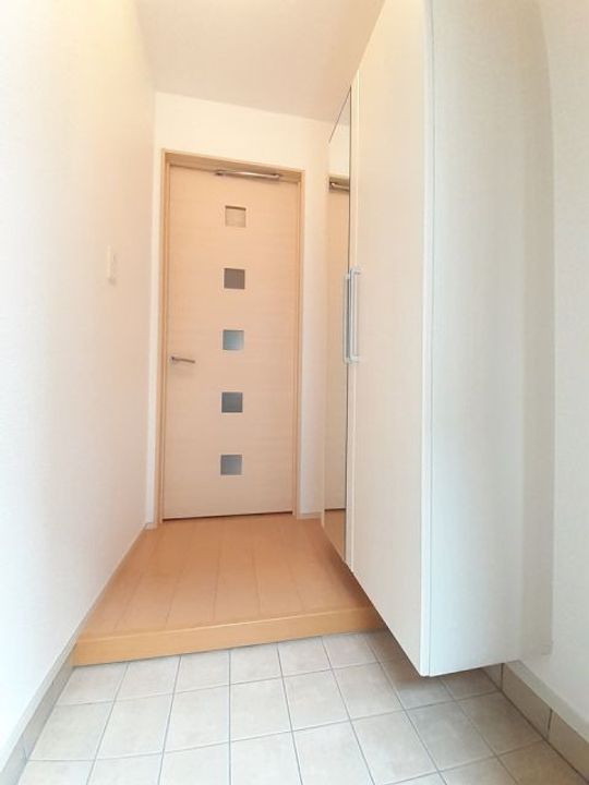 サンリットガーデンI(アイ)の玄関