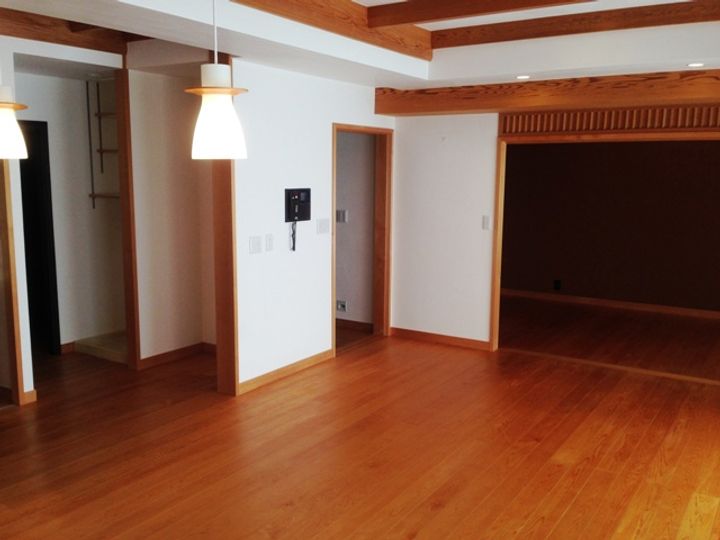 ライオンズヴィアーレ花小金井の居間