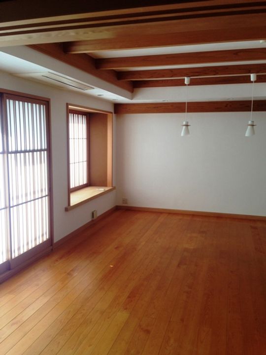 ライオンズヴィアーレ花小金井の居間