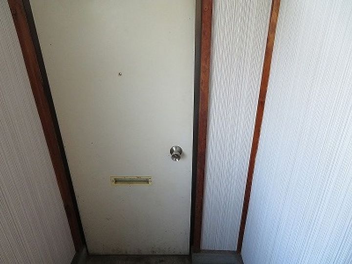 第二谷口荘の玄関