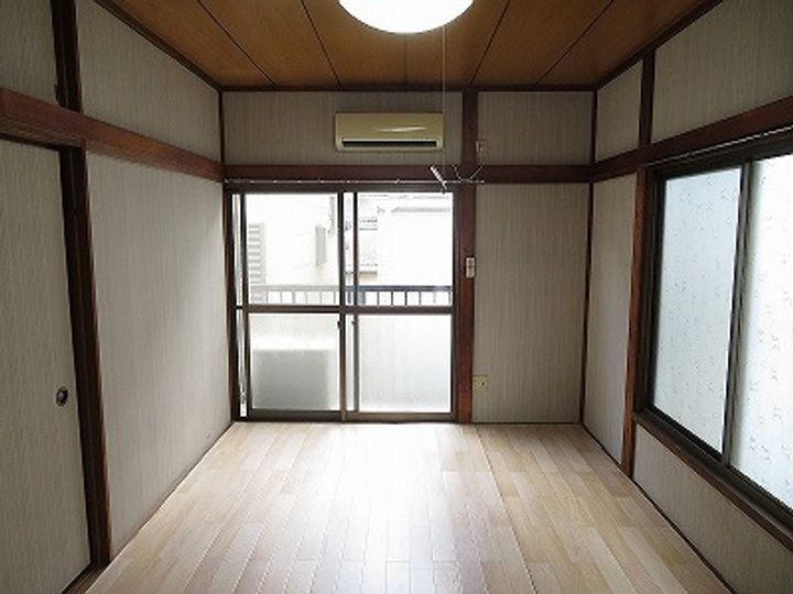 第二谷口荘の居間